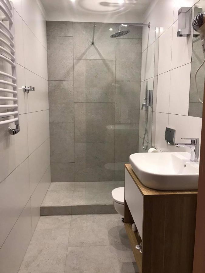Hubertus Aparthotel & Restaurant & Horse Club Starogard Gdanski Bagian luar foto