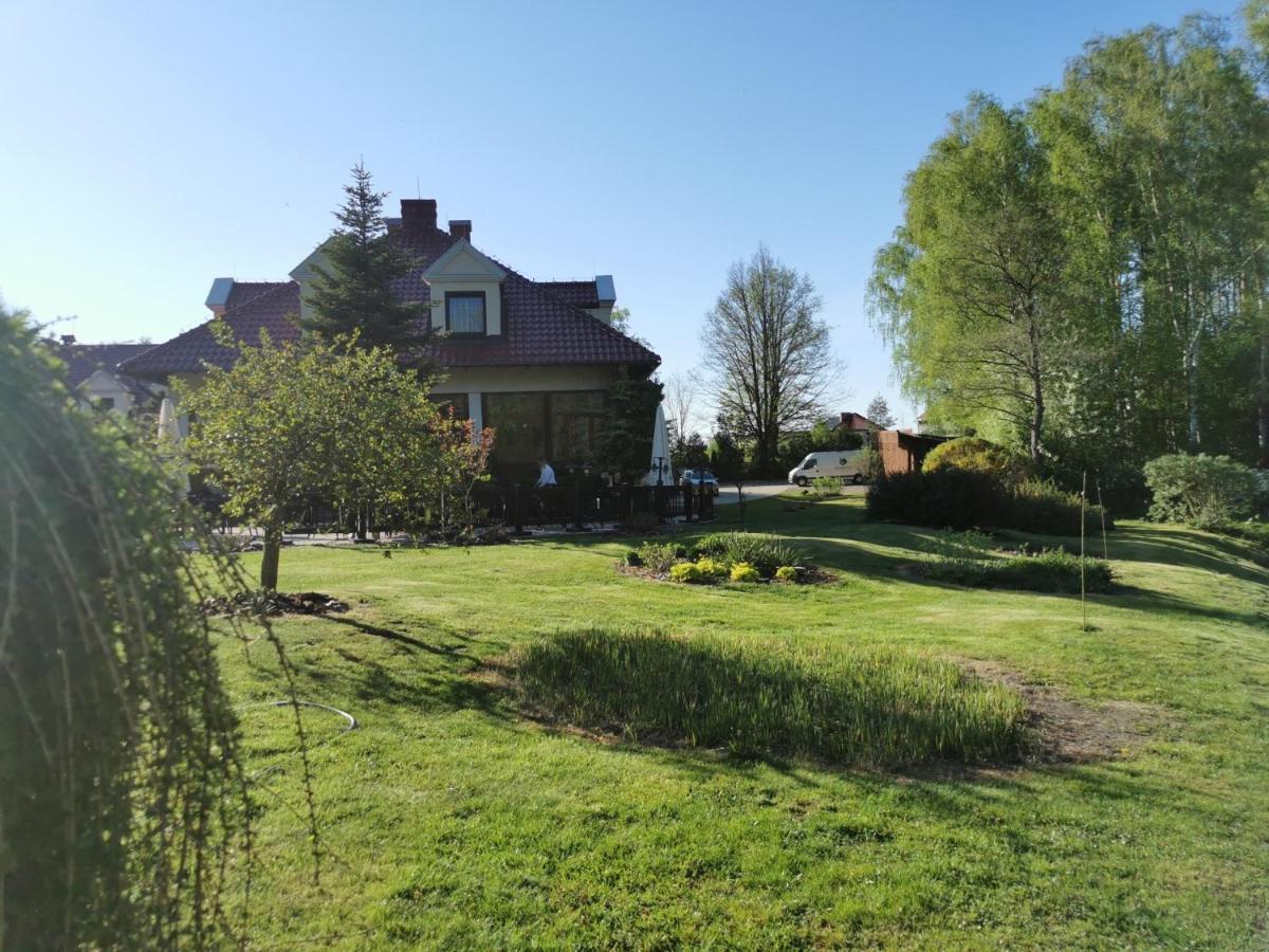 Hubertus Aparthotel & Restaurant & Horse Club Starogard Gdanski Bagian luar foto