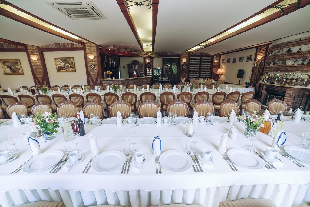 Hubertus Aparthotel & Restaurant & Horse Club Starogard Gdanski Bagian luar foto
