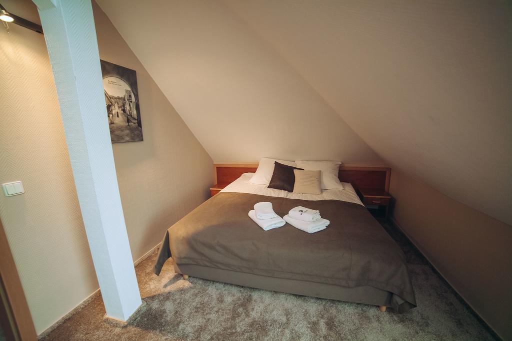 Hubertus Aparthotel & Restaurant & Horse Club Starogard Gdanski Bagian luar foto