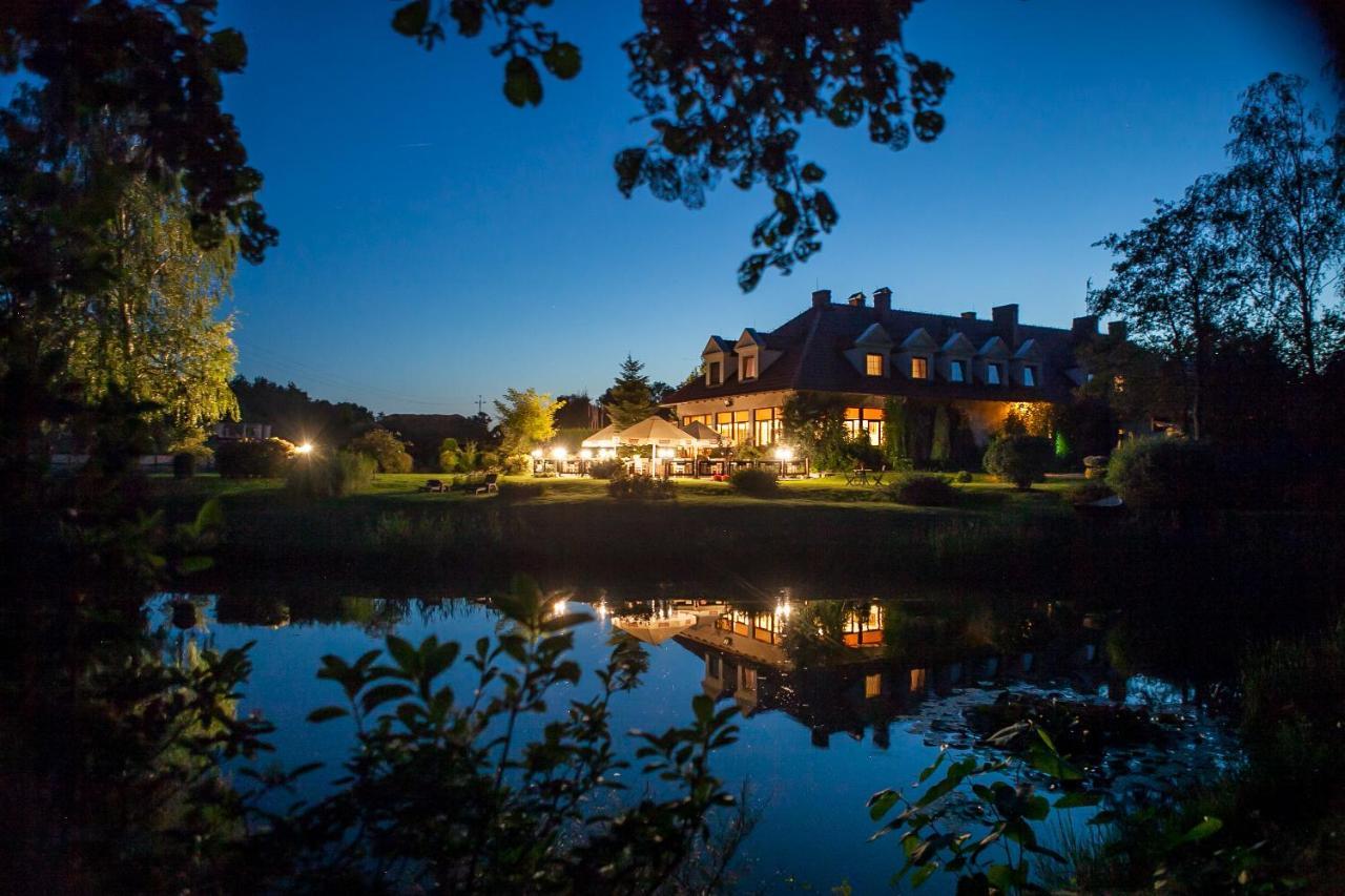 Hubertus Aparthotel & Restaurant & Horse Club Starogard Gdanski Bagian luar foto